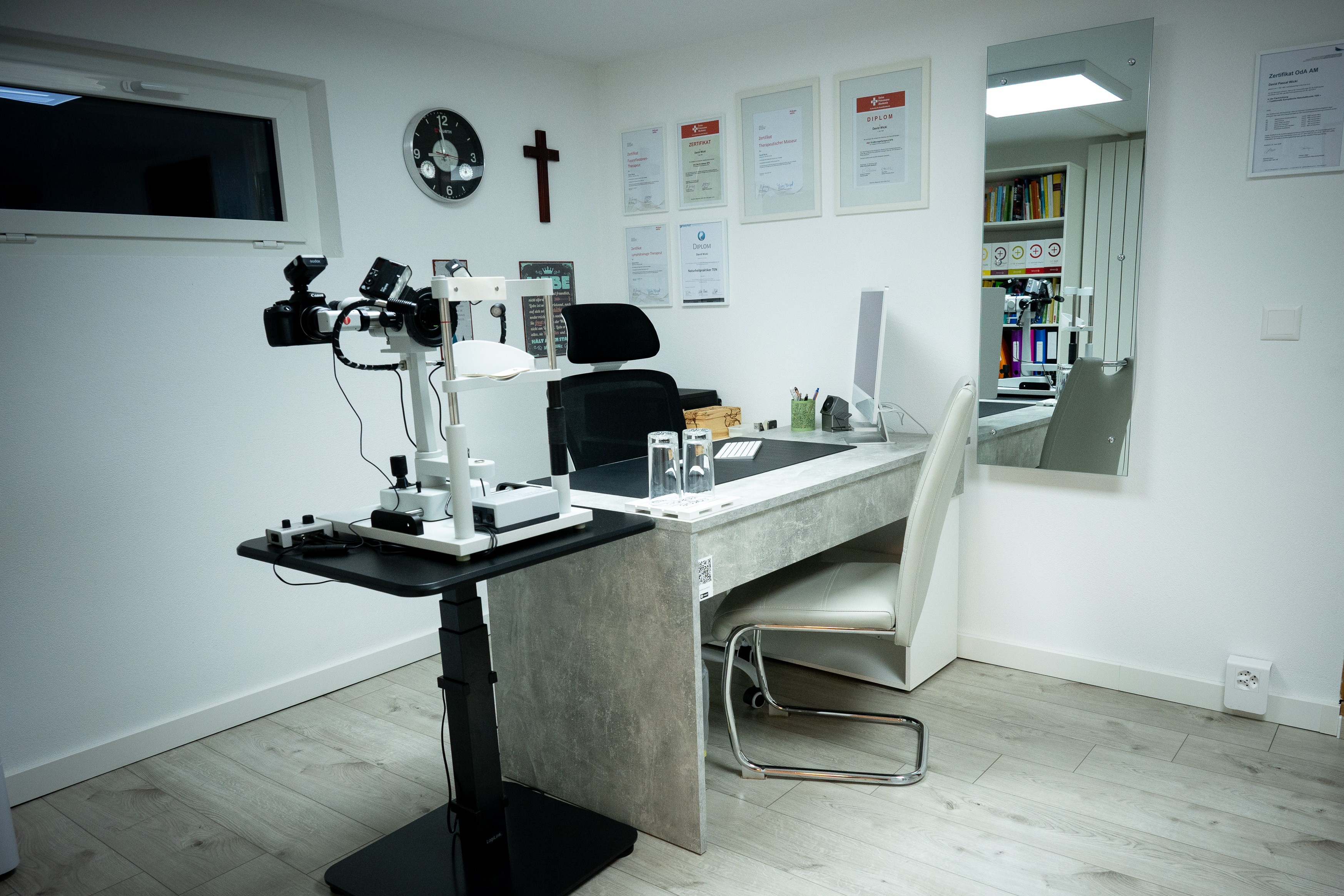 Behandlungszimmer 1